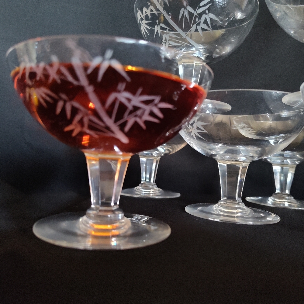 Set Of Noritake Sasuke Etched Crystal Champagne Coupes, Set Of Eight, Japan - Picture 3 of 5